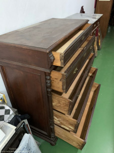 N1156 Cómoda antigua para restaurar. 2