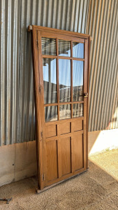 Puerta de interior con premarco. 2