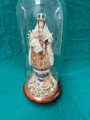 Fanal con Virgen del Carmen marinera decorada...