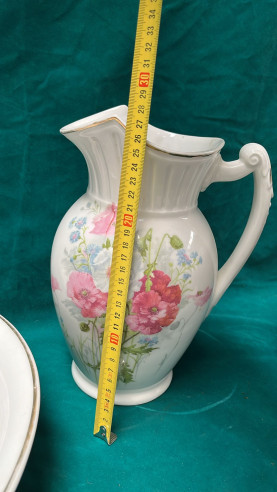 Conjunto de palangana y jarra, con filos...