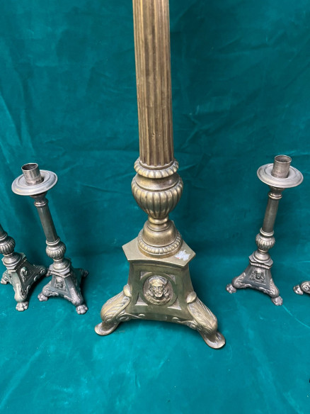 Gran candelabro en bronce