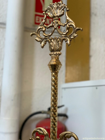 Velón de gran tamaño