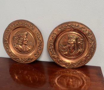 Pareja de platos castellanos, Rey Fernando II de Aragón y...