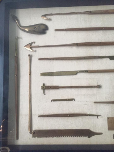 Curioso cuadro con herramientas