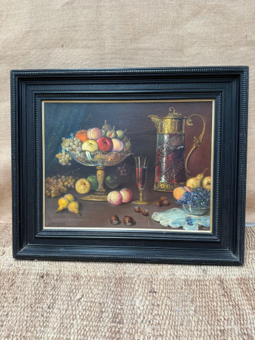 Antiguo óleo reentelado con frutas y bonito marco con filo dorado (firmado).