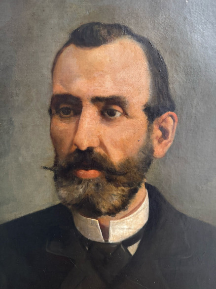 Bonito retrato firmado por el pintor Rodríguez de Losada.