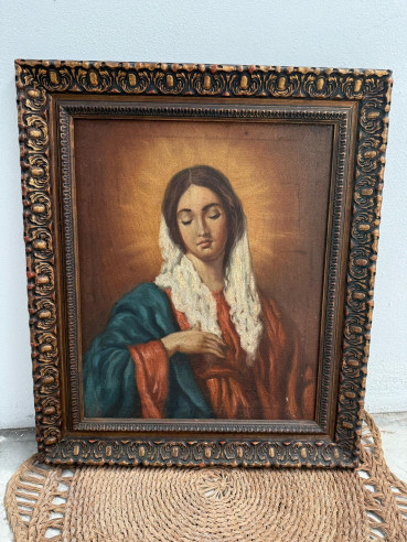 La Virgen María pintada sobre lienzo.