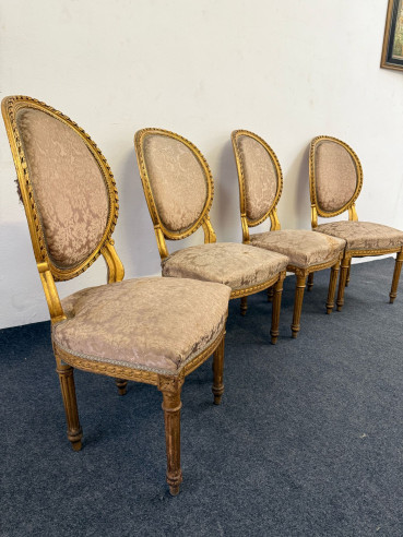 Conjunto de 4 sillas estilo Luis XV, (para retapizar).
