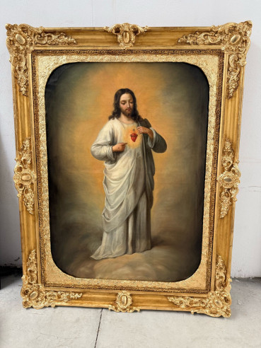 Sagrado corazón de Jesús con elegante marco dorado, atribuido a José María Romero (Sevilla) 1815-1880.