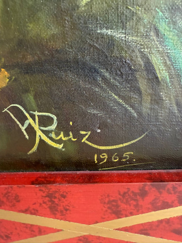 Escena de mayoral a caballo con toro acechando....