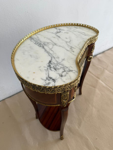 Mesa riñonera en madera de caoba, remates y barandilla en... 2