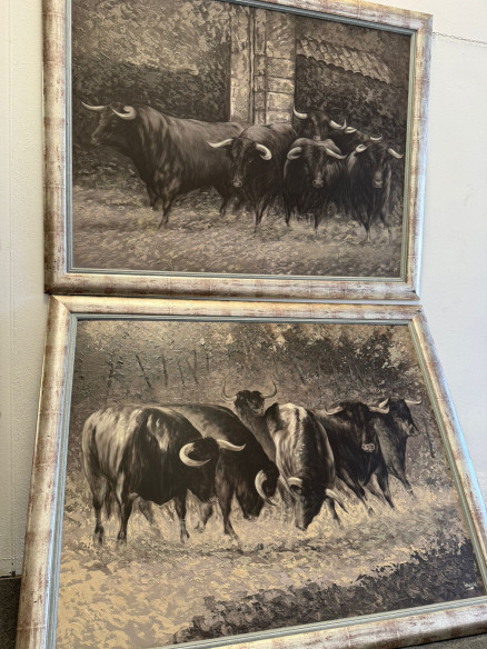 Toros bravos en el campo, conjunto de 4 cuadros pintados sobre tabla por Juan Lara.