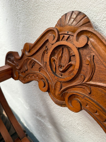 Bonita jamuga plegable con cabezas de león en...