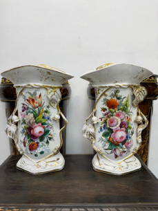 Gran pareja de jarrones isabelinos S. XIX,