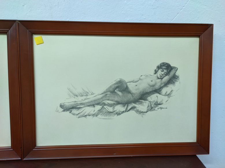 Pareja de láminas pintadas a carboncillo