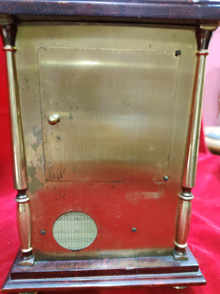 Reloj de mesa decorativo