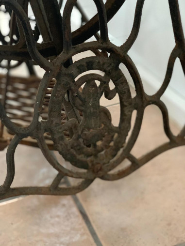 Pie de máquina Singer