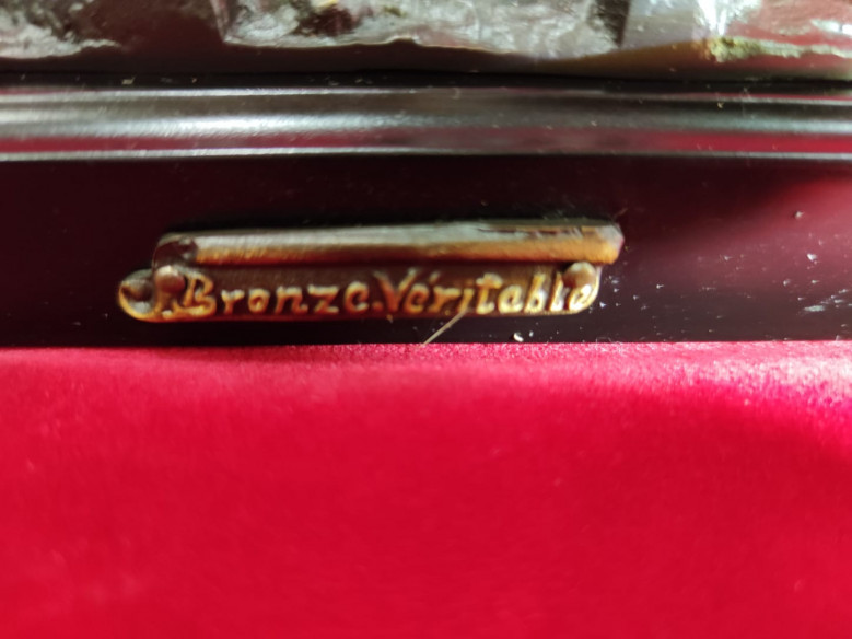 Figuras de Bronze Veritable