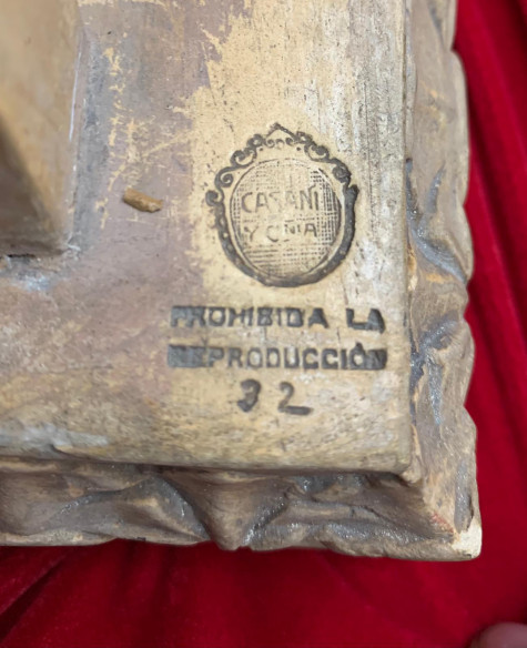 Escultura HAMLET de terracota