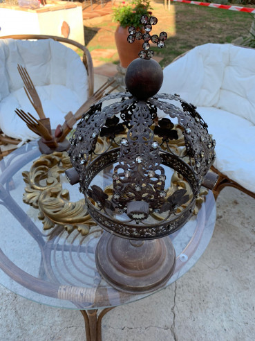 Corona Napolitana de bronce