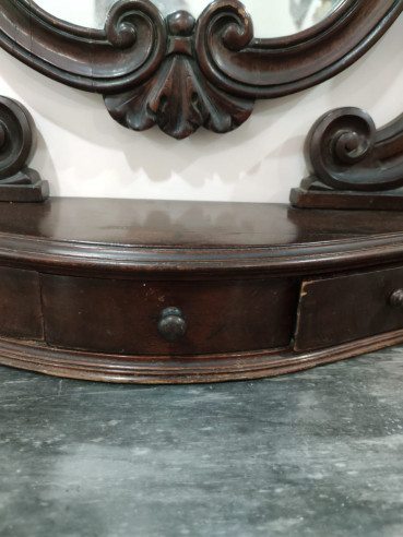 Consola tocador de caoba muy tallada
