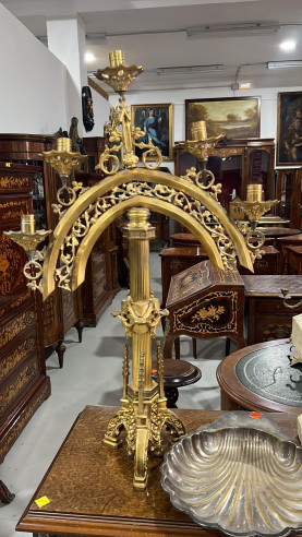 Candelabro de bronce