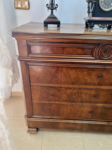 Cómoda Francesa Luis Felipe