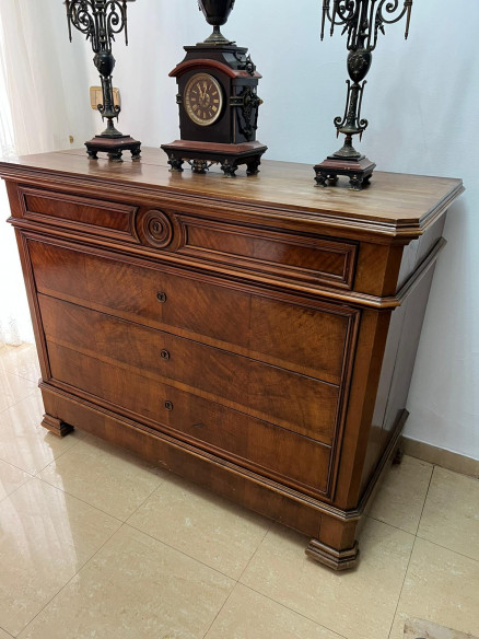 Cómoda Francesa Luis Felipe