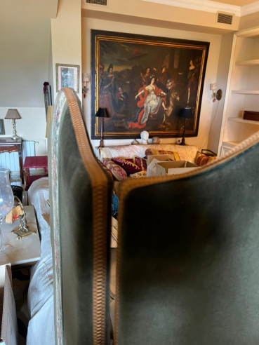 Elegante biombo tapizado