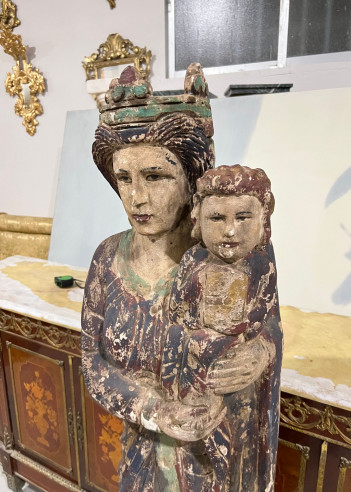 Antigua Talla gótica Virgen María con niño