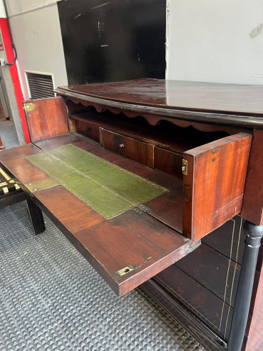 Cómoda Escritorio Valenciana en caoba con...